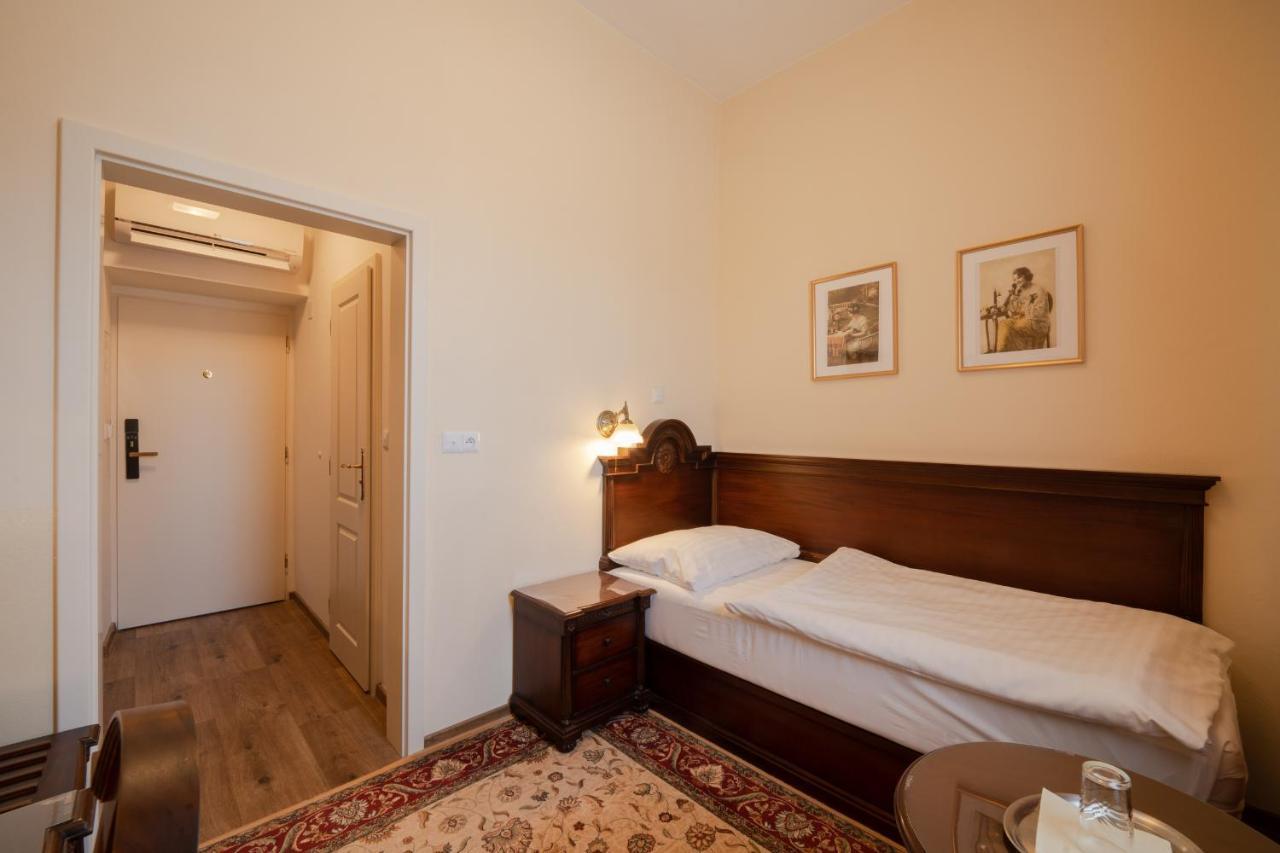 Hotel Grand Uherské Hradiště Dış mekan fotoğraf