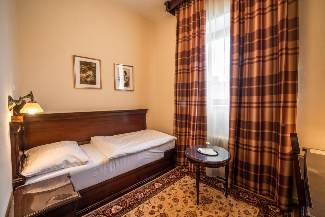 Hotel Grand Uherské Hradiště Dış mekan fotoğraf