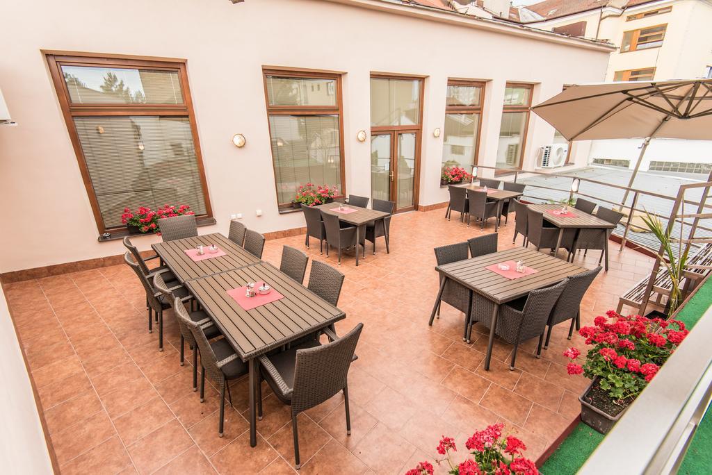 Hotel Grand Uherské Hradiště Dış mekan fotoğraf