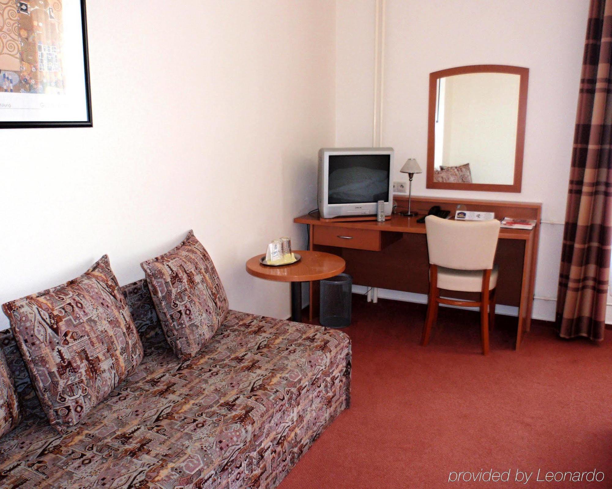 Hotel Grand Uherské Hradiště Oda fotoğraf