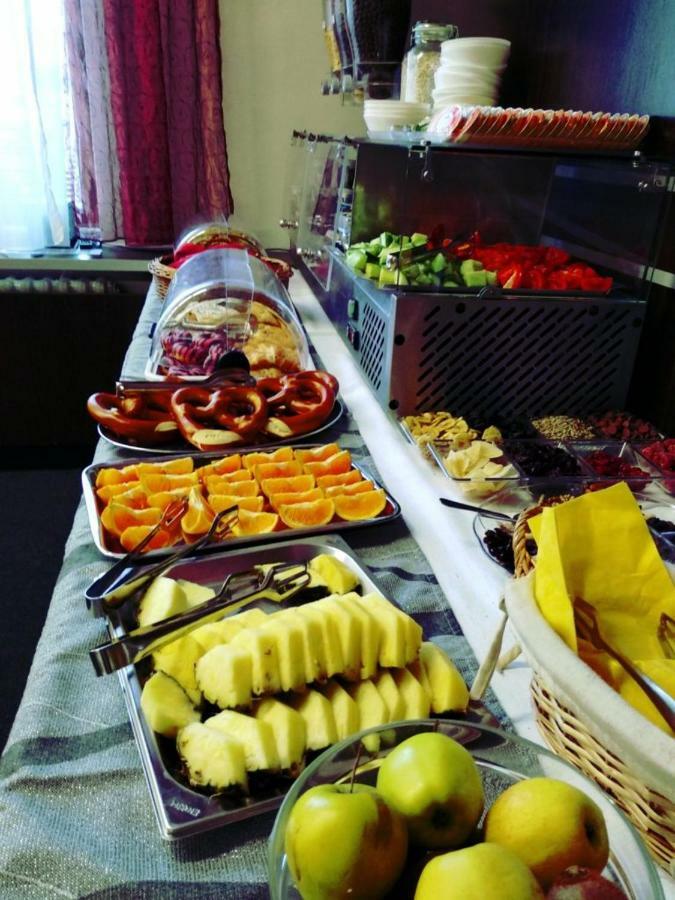 Hotel Grand Uherské Hradiště Dış mekan fotoğraf